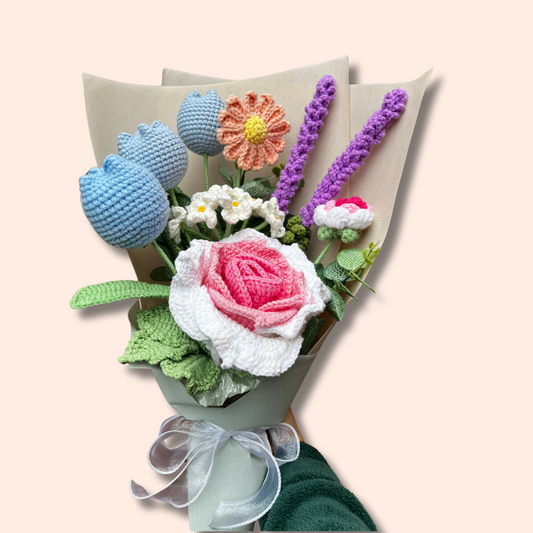 Crocheted Elegant Rose Bouquet